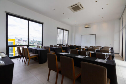 Privato Quezon City - Privato Hotels